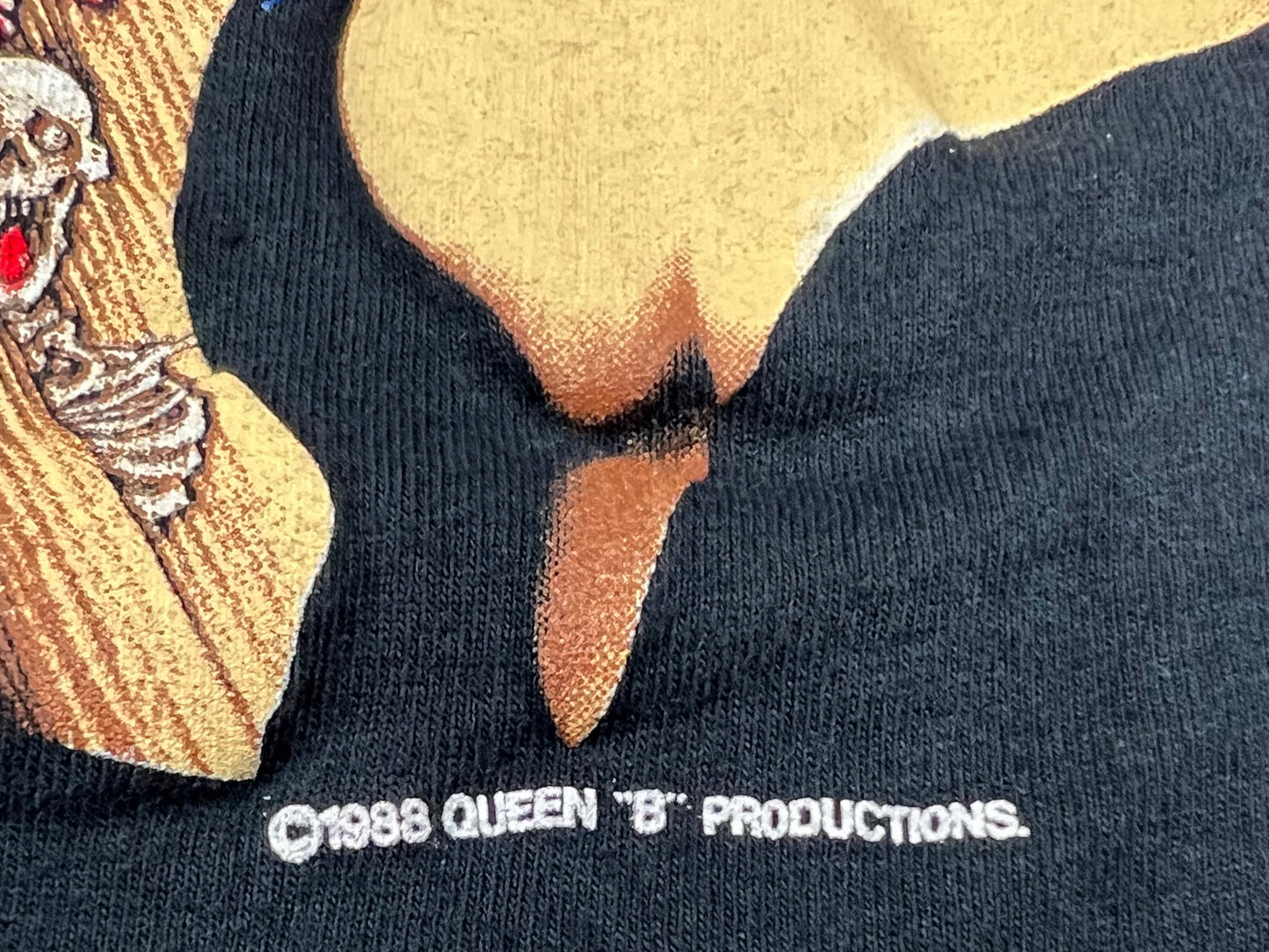 Elvira Mistress of the Dark T-Shirt