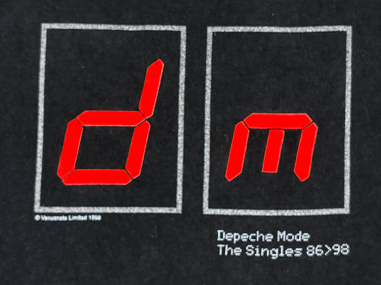 Depeche Mode The Singles 98 T-Shirt (Large)