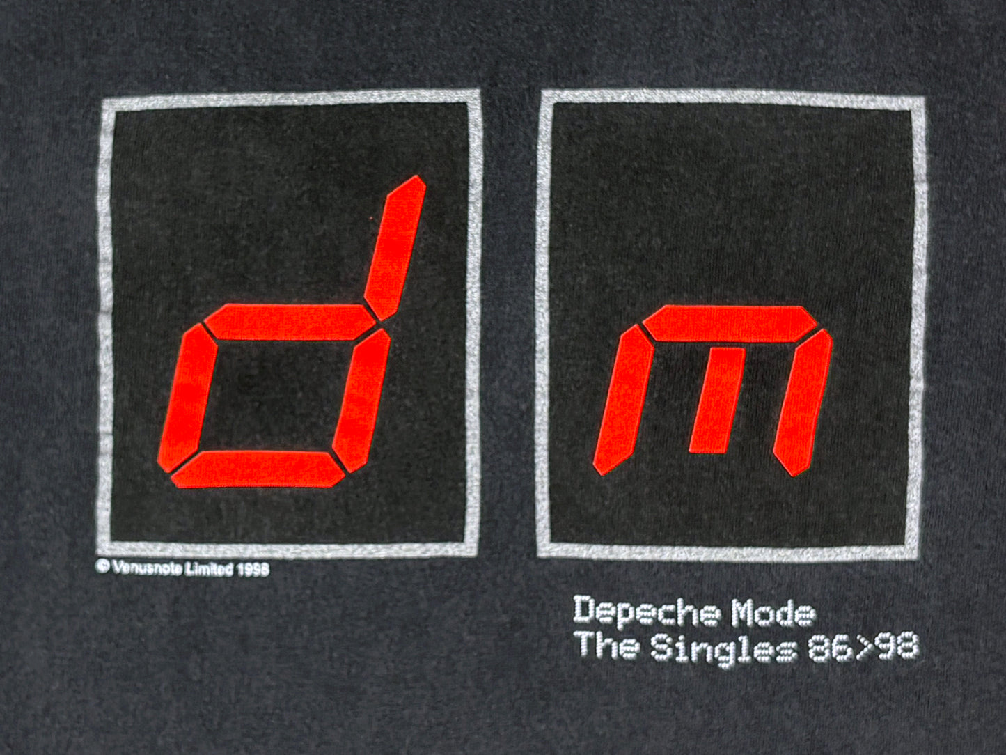 Depeche Mode 'The Singles 98' T-Shirt (Medium)