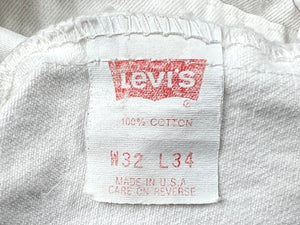 Levi's 550 White Jeans (31" x  33")