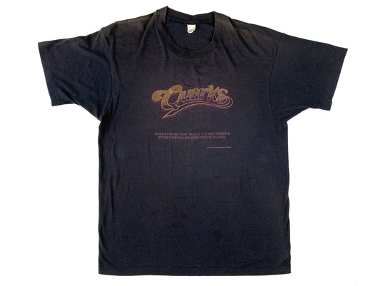 Vintage Star Trek 'Deep Space Nine' Quarks Bar Cheers Black T-Shirt