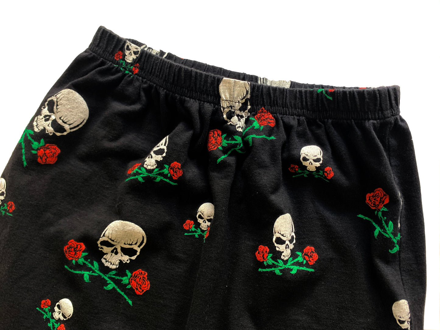 Fashion Victim Skulls & Roses 2-Piece Set