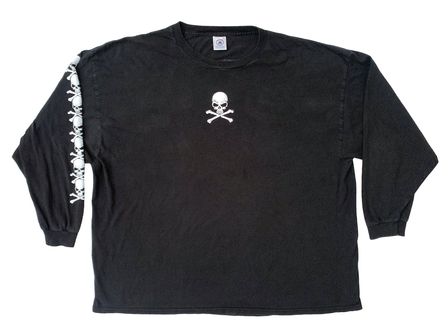 Fashion Victim Skull & Crossbones L/S Shirt